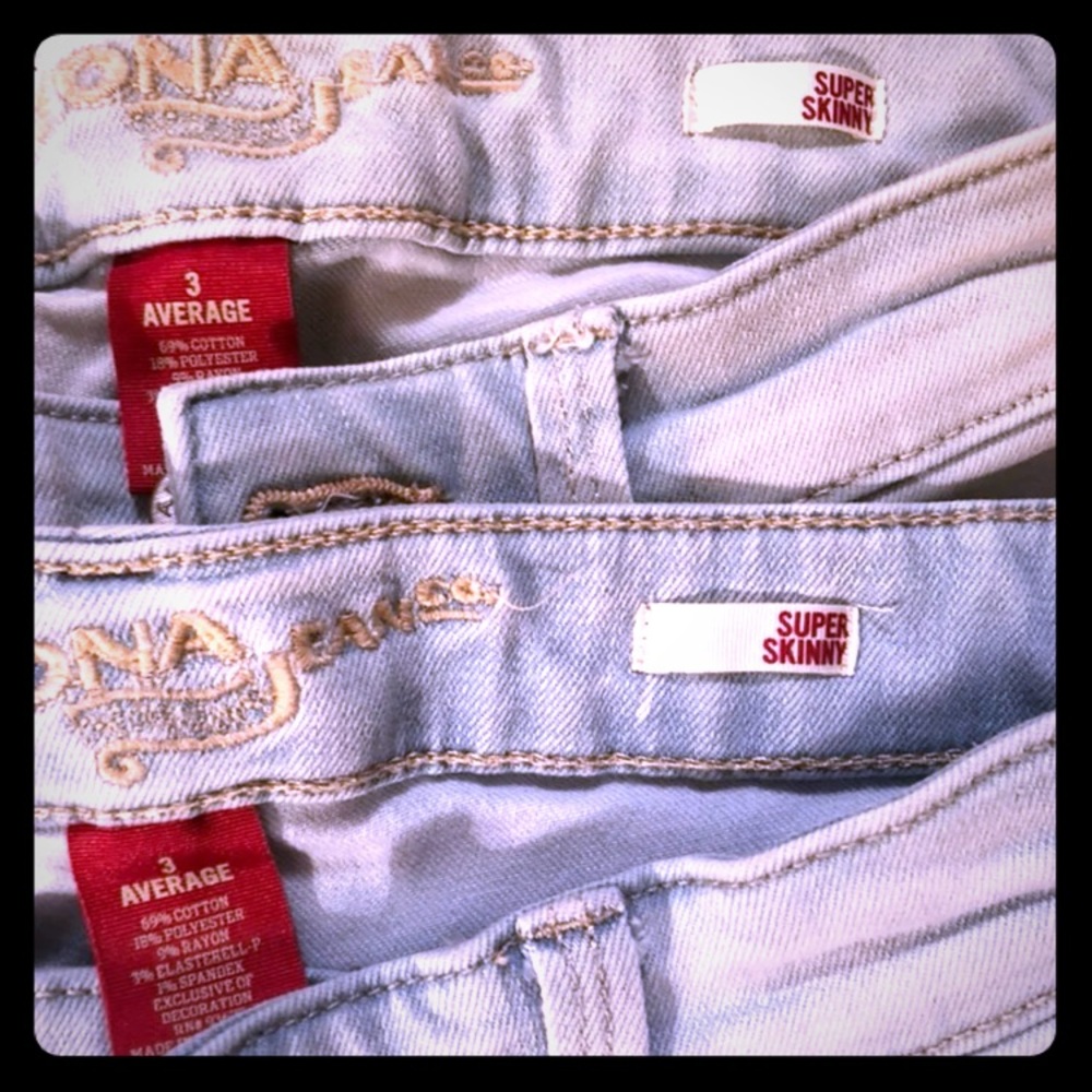 2 pair Arizona high rise skinny size 3